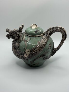 2012 New Blue Sky Ceramic Dragon Teapot, Heather Goldminc Green Grey 7”X9”X5”